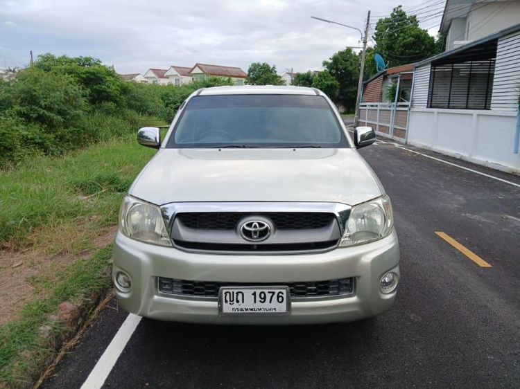 Toyota Hilux Vigo 2011 2.7 E Pickup เบนซิน LPG เกียร์ธรรมดา เทา รูปที่ 2