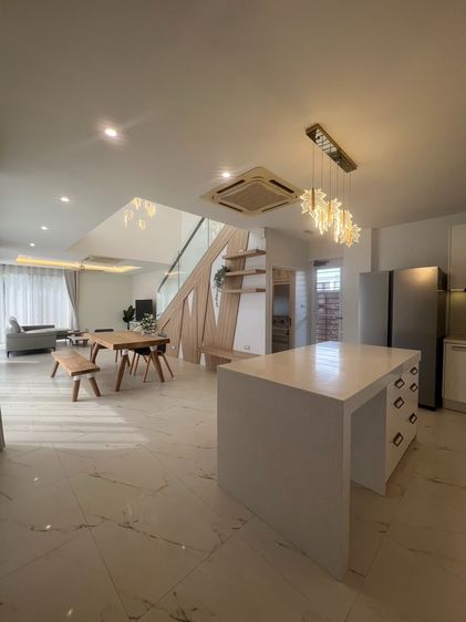 อื่นๆ ตกแต่งครบ สร้างเสร็จก่อน 2010 🏡✨ ให้เช่า Modern Pool Villa 2 ชั้น พร้อมสระว่ายน้ำส่วนตัว ทำเลสันกำแพง เชียงใหม่ ✨🏡 รูปที่ 3