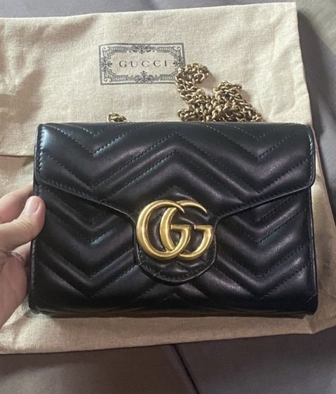 กระเป๋า Gucci GG Marmont wallet on Chain