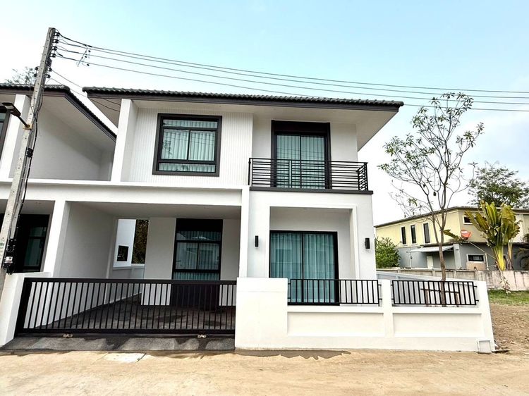 อื่นๆ ตกแต่งครบ สร้างเสร็จก่อน 2010 🏡✨ ให้เช่าบ้านเดี่ยว 2 ชั้น บรรยากาศเงียบสงบ ทำเลหลังกาดฝรั่ง หางดง ✨🏡