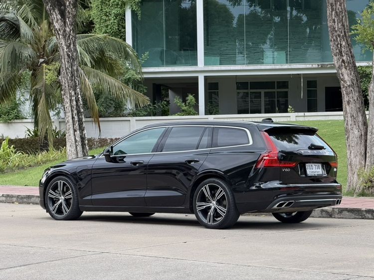 Volvo V60 2021 2.0 T8 Inscription 4WD Utility-car ปลั๊กอินไฮบริด (PHEV) ไม่ติดแก๊ส เกียร์อัตโนมัติ ดำ รูปที่ 4
