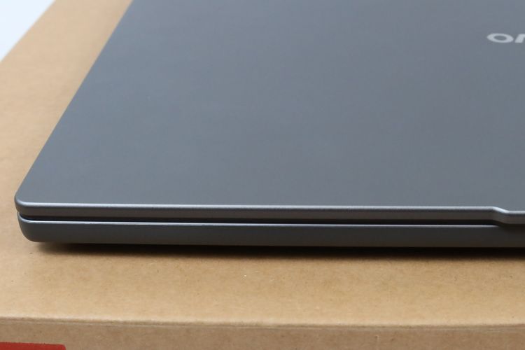 LENOVO IDEAPAD SLIM 3 Ryzen 7 8840HS RAM16.512GB  รูปที่ 6