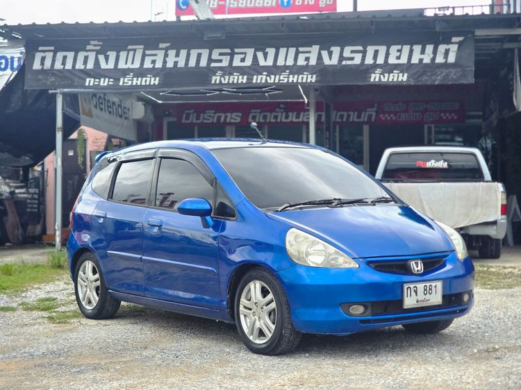 รถ Honda Jazz 1.5 S i-DSi สี น้ำเงิน