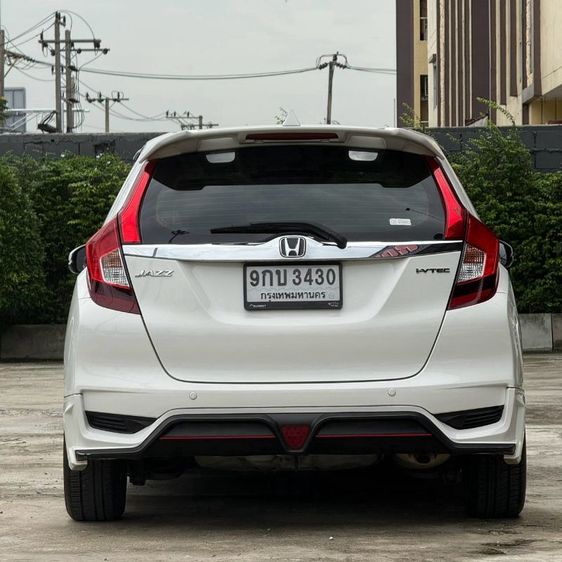 Honda Jazz 2020 1.5 V Sedan เบนซิน ไม่ติดแก๊ส ขาว รูปที่ 2