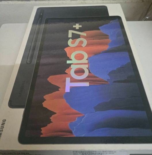 512 GB Samsung galaxy tab S7 plus 512GB wifi สภาพสวย พร้อมอุปกรณ์ กล่องเดิมๆ