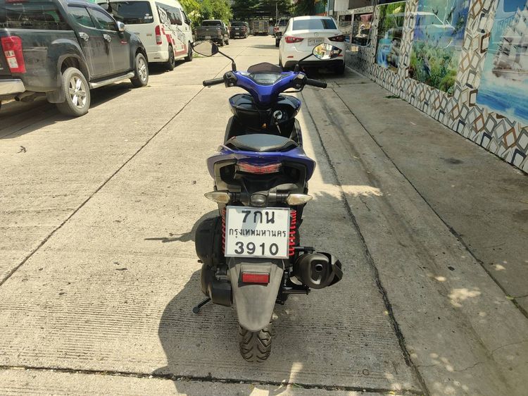 🛵ยังไงก็ขาย AEROX155 ปี 60 เครื่องดี สีสวย สตาร์ทมือ เล่มชุดโอนครบ+เปลี่ยนถ่ายน้ำมันเครื่องฟรี ส่งฟรี30 ก.ม รูปที่ 6