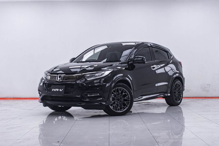 รถ Honda HR-V 1.8 RS สี ดำ