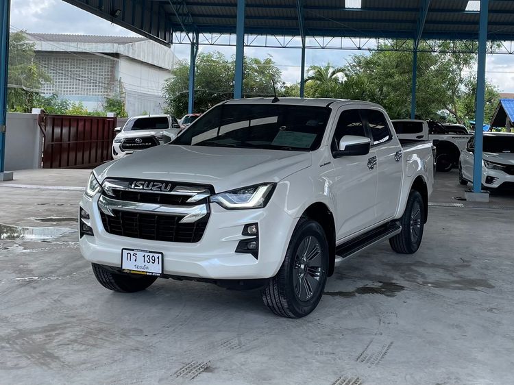 รถ Isuzu D-MAX 1.9 Hi-Lander Z สี ขาว