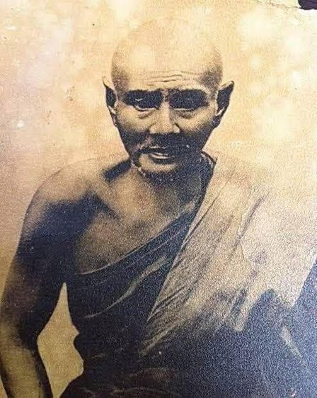 พระปิดตาเก่า หลวงปู่ยิ้ม วัดหนองบัว จ.กาญจนบุรี ยุคเเรก สภาพสวย เนื้อผงคลุกรักเก่ามาก สภาพสวยเดิมพระเก่าเก็บของคนโบราณ หายาก พบน้อย รูปที่ 13