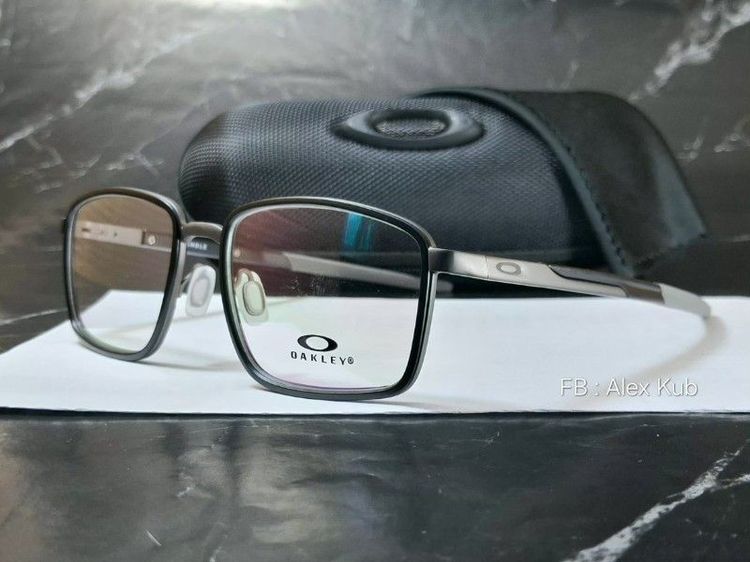 กรอบแว่นตา Oakley