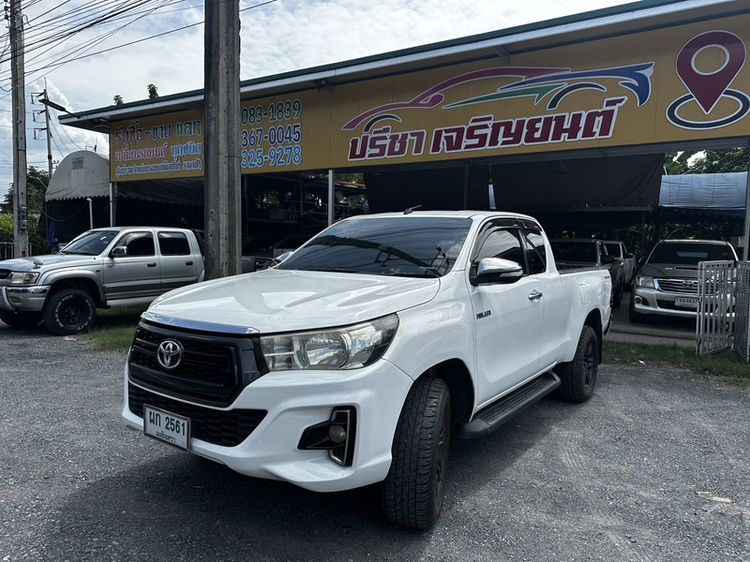 รถ Toyota Hilux Revo 2.4 G Prerunner สี ขาว