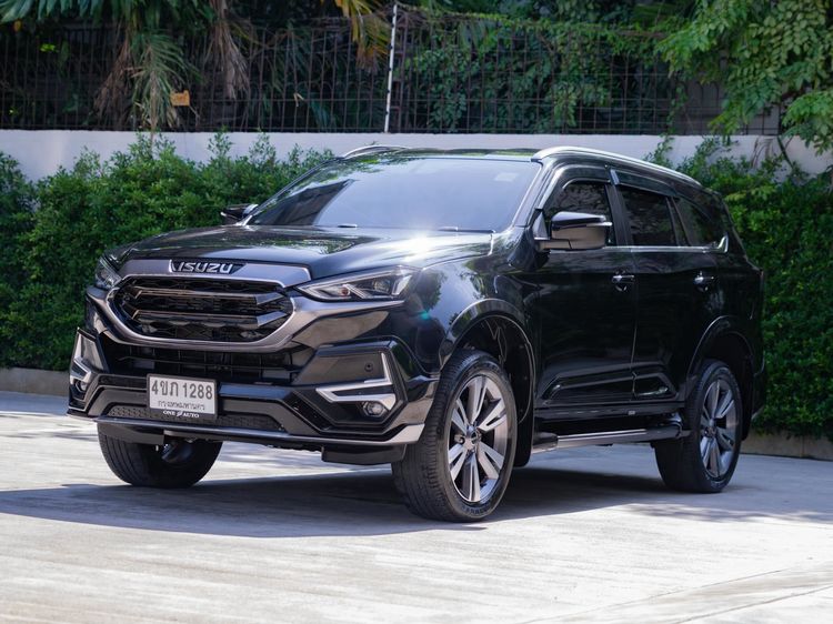 Isuzu MU-X 2023 1.9 Elegant 2WD Utility-car ดีเซล ไม่ติดแก๊ส เกียร์อัตโนมัติ ดำ รูปที่ 3