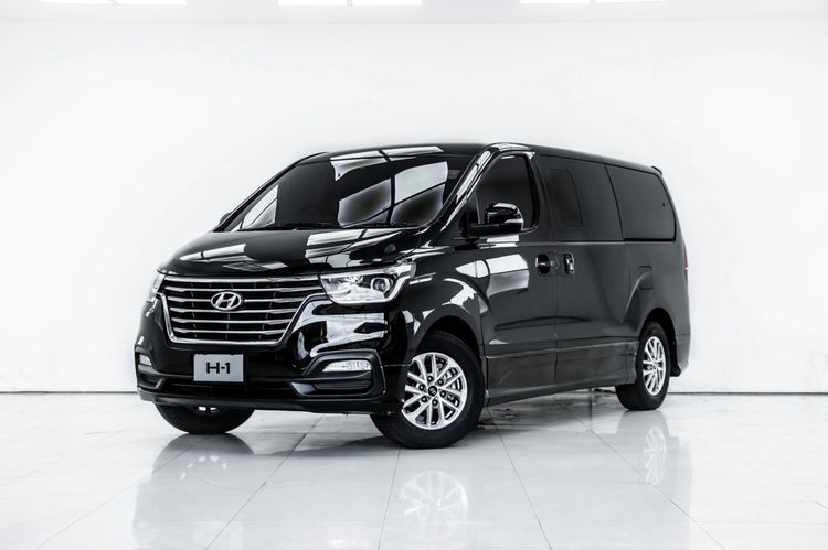 รถ Hyundai H-1  2.5 Elite สี ดำ