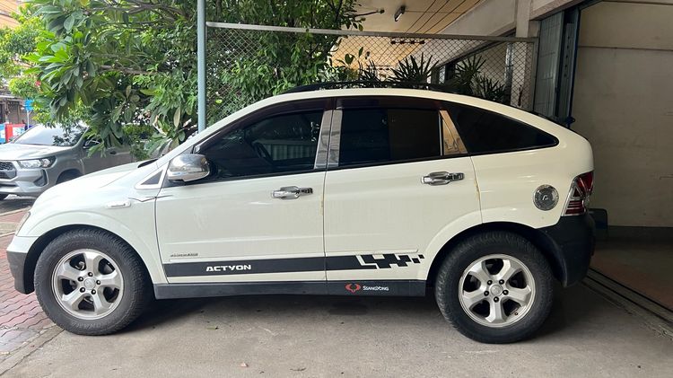 Ssangyong Actyon 2010 2.0 Techline 4WD Utility-car ดีเซล เกียร์อัตโนมัติ ขาว รูปที่ 2