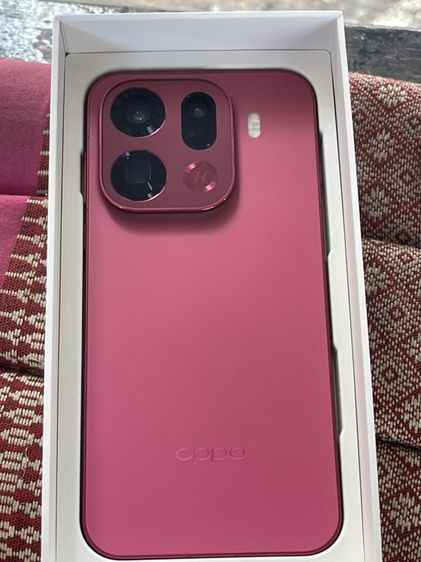 OPPO Find X9 Pro สีเเดง รูปที่ 4