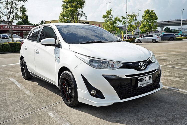 Toyota Yaris 2020 1.2 Entry Sedan เบนซิน ไม่ติดแก๊ส เกียร์อัตโนมัติ ขาว รูปที่ 3