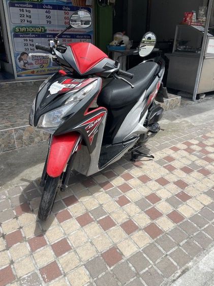 ขายด่วน😊😊Honda Click 125i 2013 สีดำ-แดง18,900 😊😊สนใจชมรถได้ที่ร้านอ็อดมอเตอร์ใกล้รพ.วิภาราม ตลาดสี่มุมเมือง แหลมฉบัง✅เครื่องเดิมๆ นิ่มๆไม่ดัง ไม่เยิ้ม ไม่หอน ไม่ควัน✅ระบ