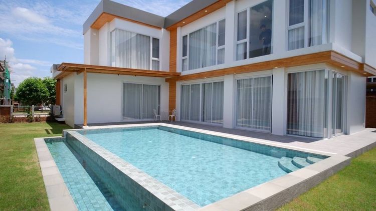 อื่นๆ ตกแต่งครบ สร้างเสร็จก่อน 2010 🏡✨ พูลวิลล่าหรู 2 ชั้นให้เช่า บ้านสไตล์โมเดิร์น พร้อมสระว่ายน้ำส่วนตัว โซนสันกำแพง รูปที่ 2