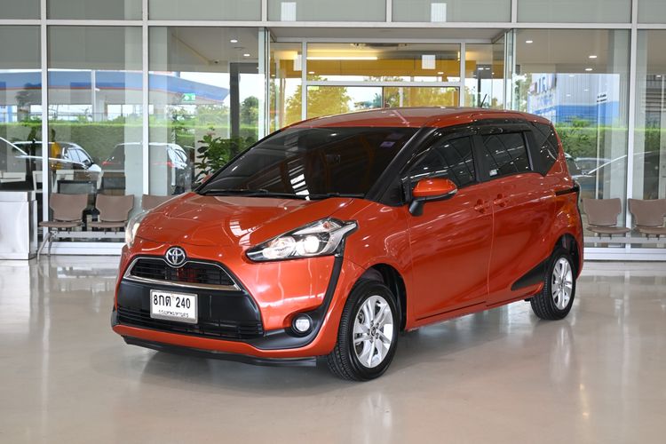 Toyota Sienta 2018 1.5 G Utility-car เบนซิน ไม่ติดแก๊ส เกียร์อัตโนมัติ ส้ม