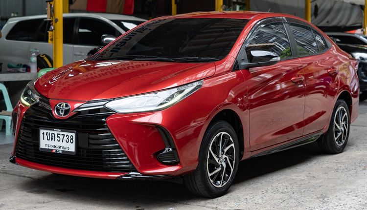 Toyota Yaris ATIV 2020 1.2 Sport Sedan เบนซิน ไม่ติดแก๊ส เกียร์อัตโนมัติ แดง รูปที่ 2