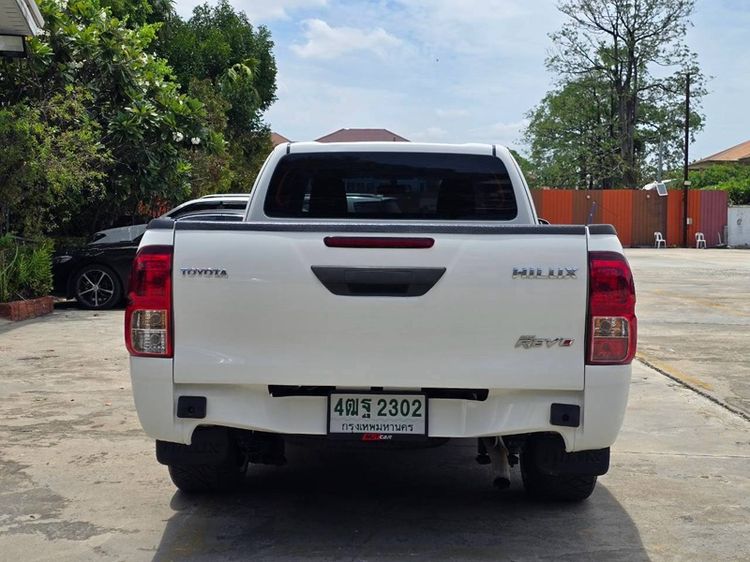Toyota Hilux Revo 2022 2.4 Entry Pickup ดีเซล เกียร์ธรรมดา ขาว รูปที่ 2