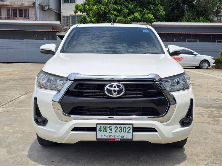 รถ Toyota Hilux Revo 2.4 Entry สี ขาว