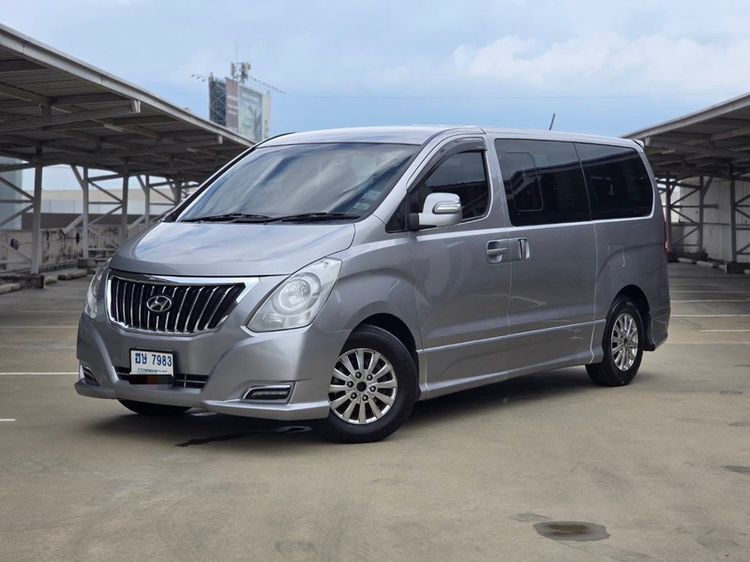 Hyundai H-1  2017 2.5 Elite Van ดีเซล ไม่ติดแก๊ส เกียร์อัตโนมัติ เทา รูปที่ 3