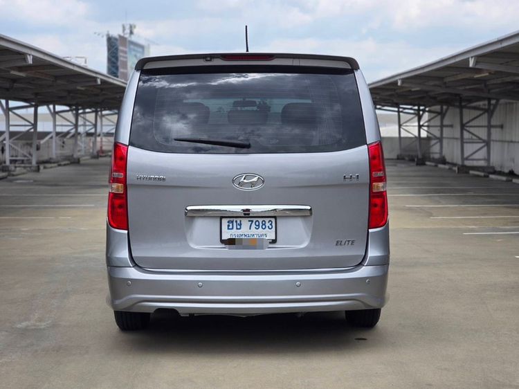 Hyundai H-1  2017 2.5 Elite Van ดีเซล ไม่ติดแก๊ส เกียร์อัตโนมัติ เทา รูปที่ 2