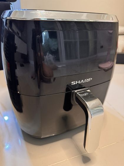 ไก่หม้อทอดไร้น้ำมัน  sharp ขนาด6ลิตร