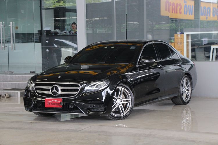 รถ Mercedes-Benz E-Class E220d สี ดำ