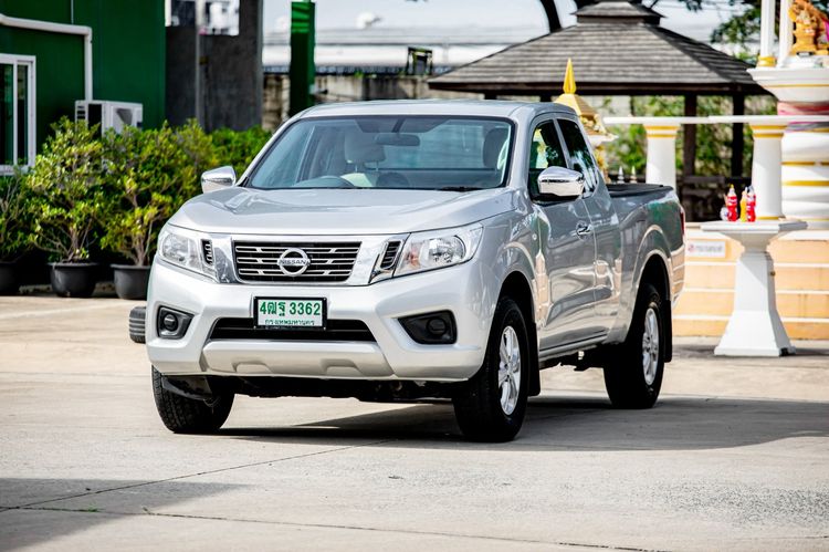 รถ Nissan Navara 2.5 E สี เทา