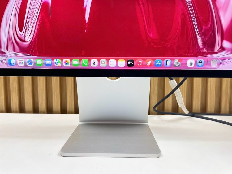 Studio Display 27-inch Retina 5K Stand Glass รูปที่ 4