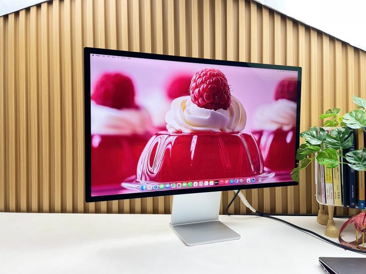 Studio Display 27-inch Retina 5K Stand Glass รูปที่ 3