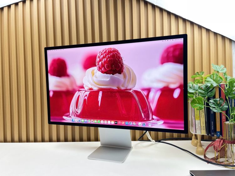 Studio Display 27-inch Retina 5K Stand Glass รูปที่ 2