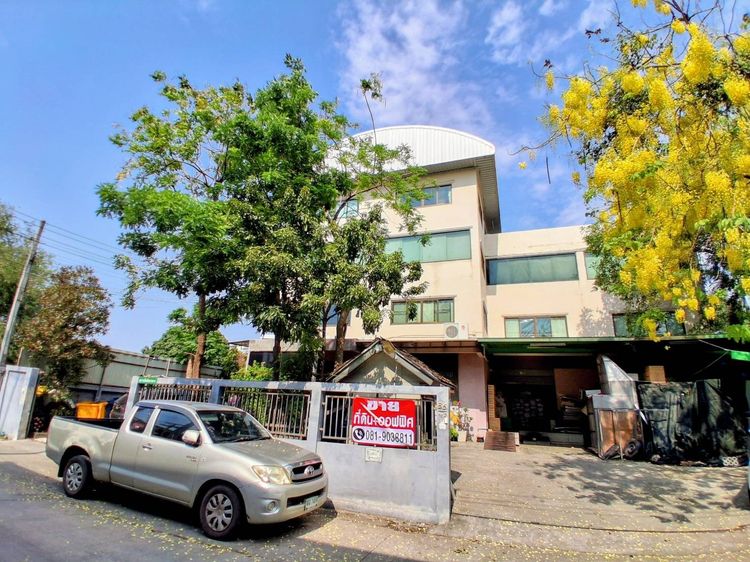 อาคารพาณิชย์ สำนักงาน โกดัง สถานที่ผลิต 4 ชั้นพร้อมทำสถานที่ผลิตอาหาร 