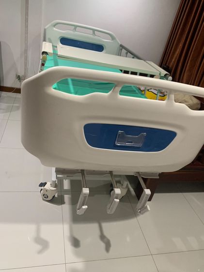 เตียงผู้ป่วยพร้อมเบาะ ปรับได้ 3 แกน Model SK-CDL รูปที่ 2