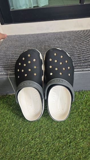 Crocs classic ขนาด M8 W10