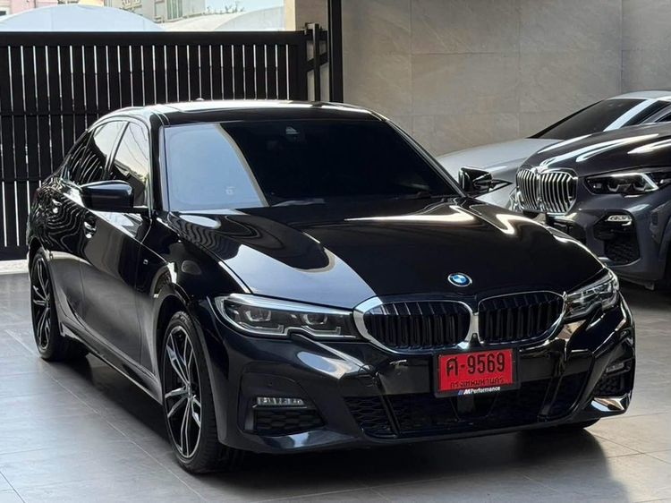 BMW Series 3 2021 330e Sedan ปลั๊กอินไฮบริด (PHEV) ไม่ติดแก๊ส เกียร์อัตโนมัติ ดำ รูปที่ 2