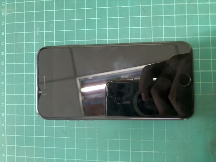 iPhone 32 GB i phone 7 สีดำ 32GB