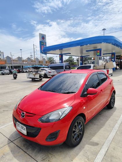 Mazda Mazda 2 2010 1.5 Elegance Limited Edition Sedan เบนซิน ไม่ติดแก๊ส เกียร์ธรรมดา แดง รูปที่ 3