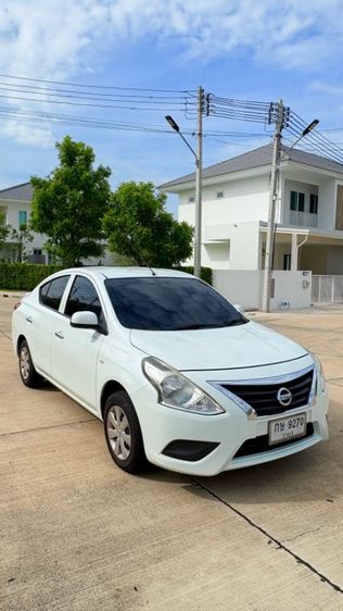 Nissan Almera 2016 1.2 V Sedan เบนซิน ไม่ติดแก๊ส เกียร์ธรรมดา ขาว รูปที่ 2