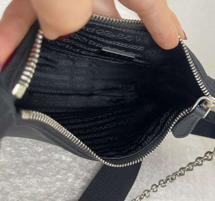Prada Re Edition 2005 Nylon Shoulder Bag Black 1BH153 รูปที่ 6