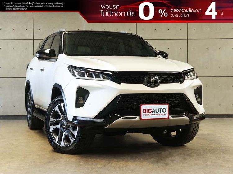 Toyota Fortuner 2021 2.8 Legender Black Top 4WD Utility-car ดีเซล ไม่ติดแก๊ส เกียร์อัตโนมัติ ขาว