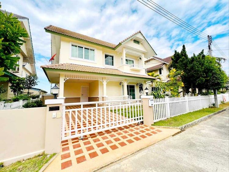 อื่นๆ ตกแต่งครบ สร้างเสร็จก่อน 2010 🏡 บ้านเดี่ยว 2 ชั้นให้เช่า บ้านในโครงการ ทำเลสันทราย ใกล้มหาวิทยาลัยแม่โจ้