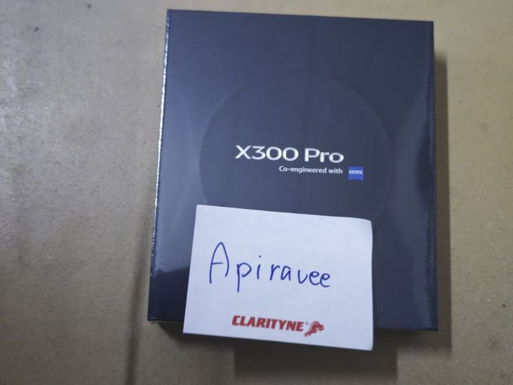อื่นๆ 512 GB Vivo x300pro  สีดำ 16/512  31000 มือหนึ่ง ประกันศูนย์ ยังไม่แกะกล่อง นัดรับ อ่อนนุช 17