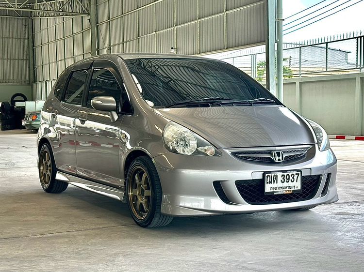 Honda Jazz 2006 1.5 E-V VTEC Sedan เบนซิน ไม่ติดแก๊ส เกียร์อัตโนมัติ เทา รูปที่ 3