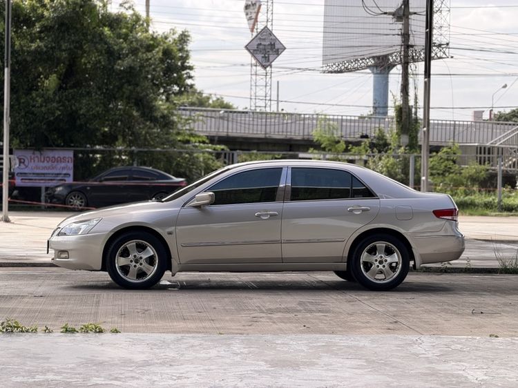 Honda Accord 2006 2.0 E i-VTEC Sedan เบนซิน เกียร์อัตโนมัติ บรอนซ์เงิน รูปที่ 3