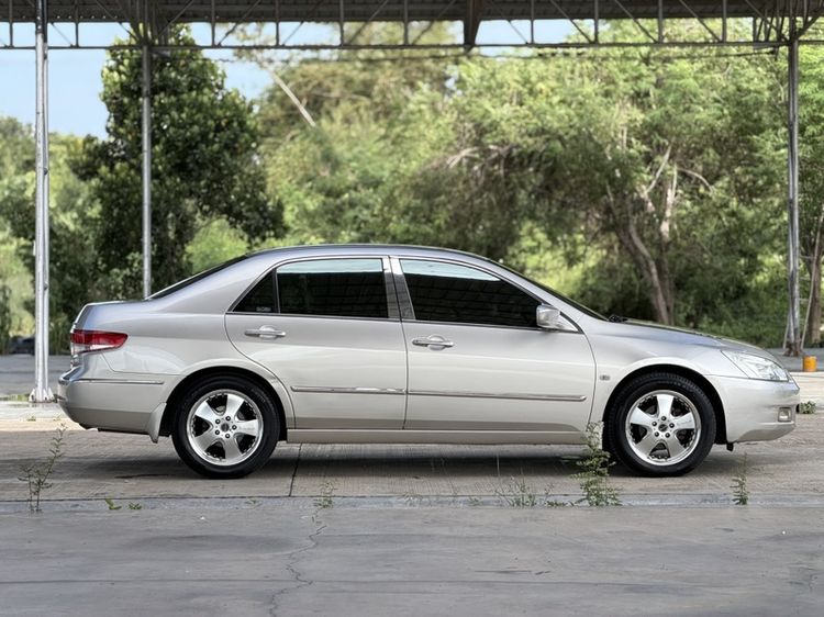 Honda Accord 2006 2.0 E i-VTEC Sedan เบนซิน เกียร์อัตโนมัติ บรอนซ์เงิน รูปที่ 4