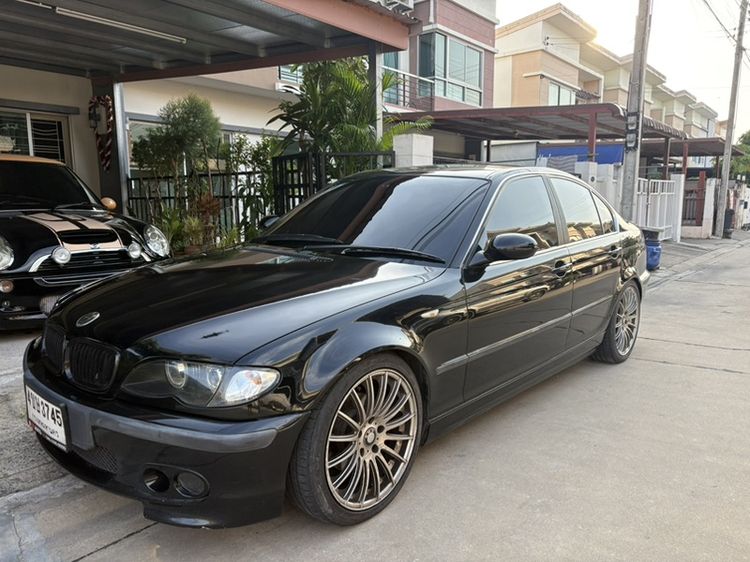 BMW Series 3 2003 323i Sedan เบนซิน ไม่ติดแก๊ส เกียร์อัตโนมัติ ดำ รูปที่ 4