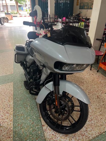 Road Glide CVO รูปที่ 2